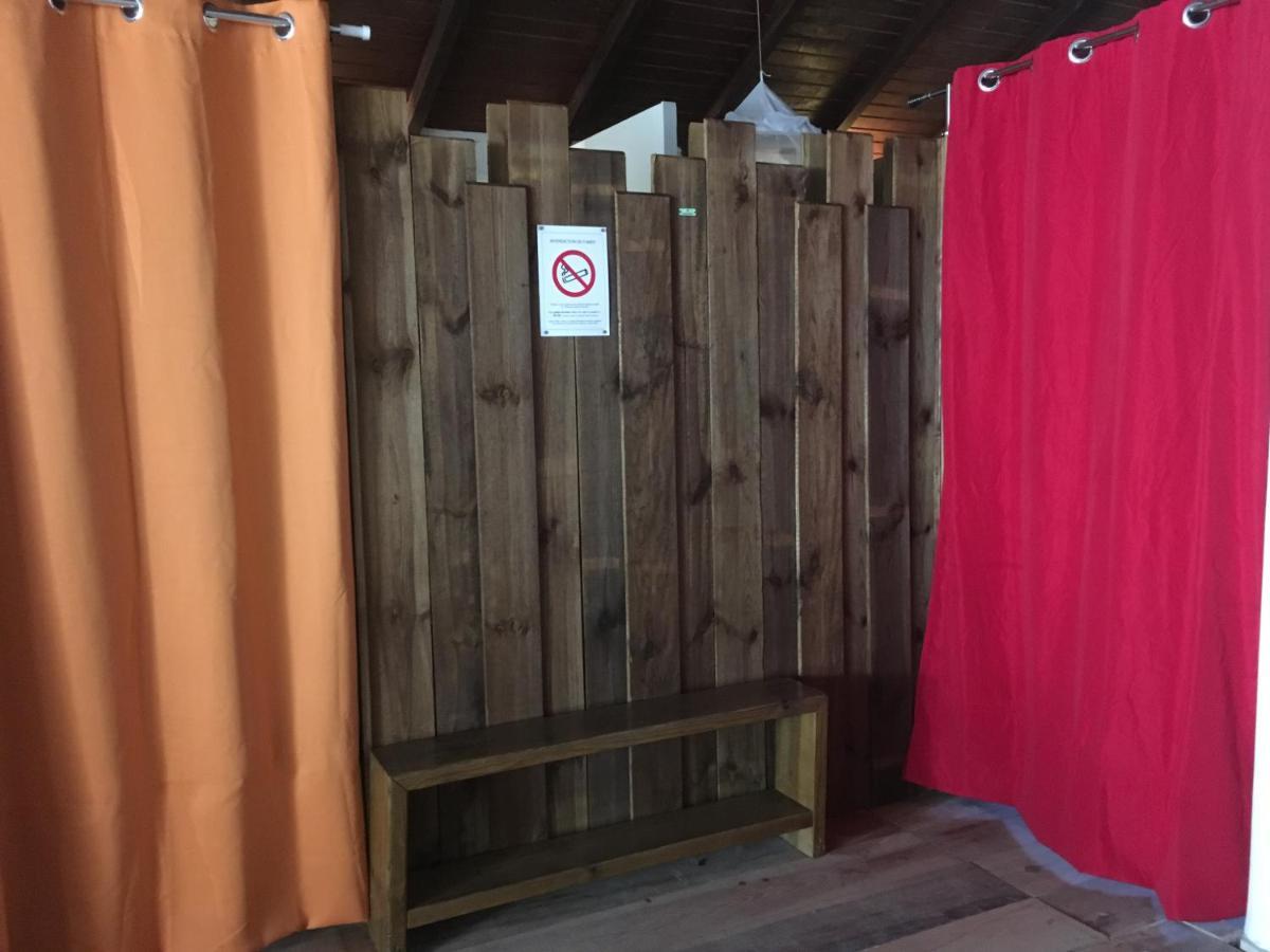 Jacktavern - Auberge De Jeunesse Pointe-Noire Esterno foto