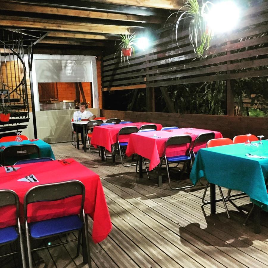 Jacktavern - Auberge De Jeunesse Pointe-Noire Esterno foto